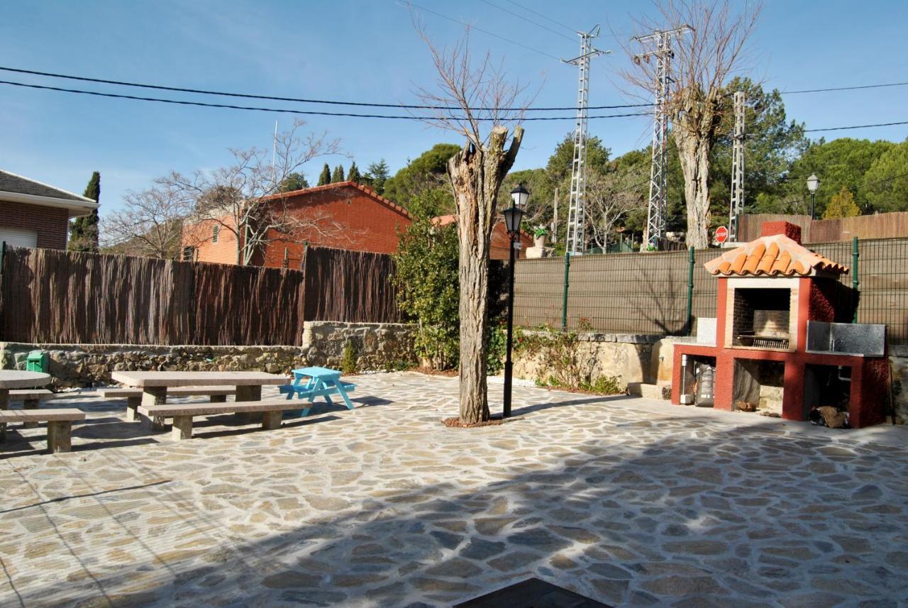 Casa Rural Mansion Adela Con Piscina Y Jacuzzi Collado Mediano Екстериор снимка