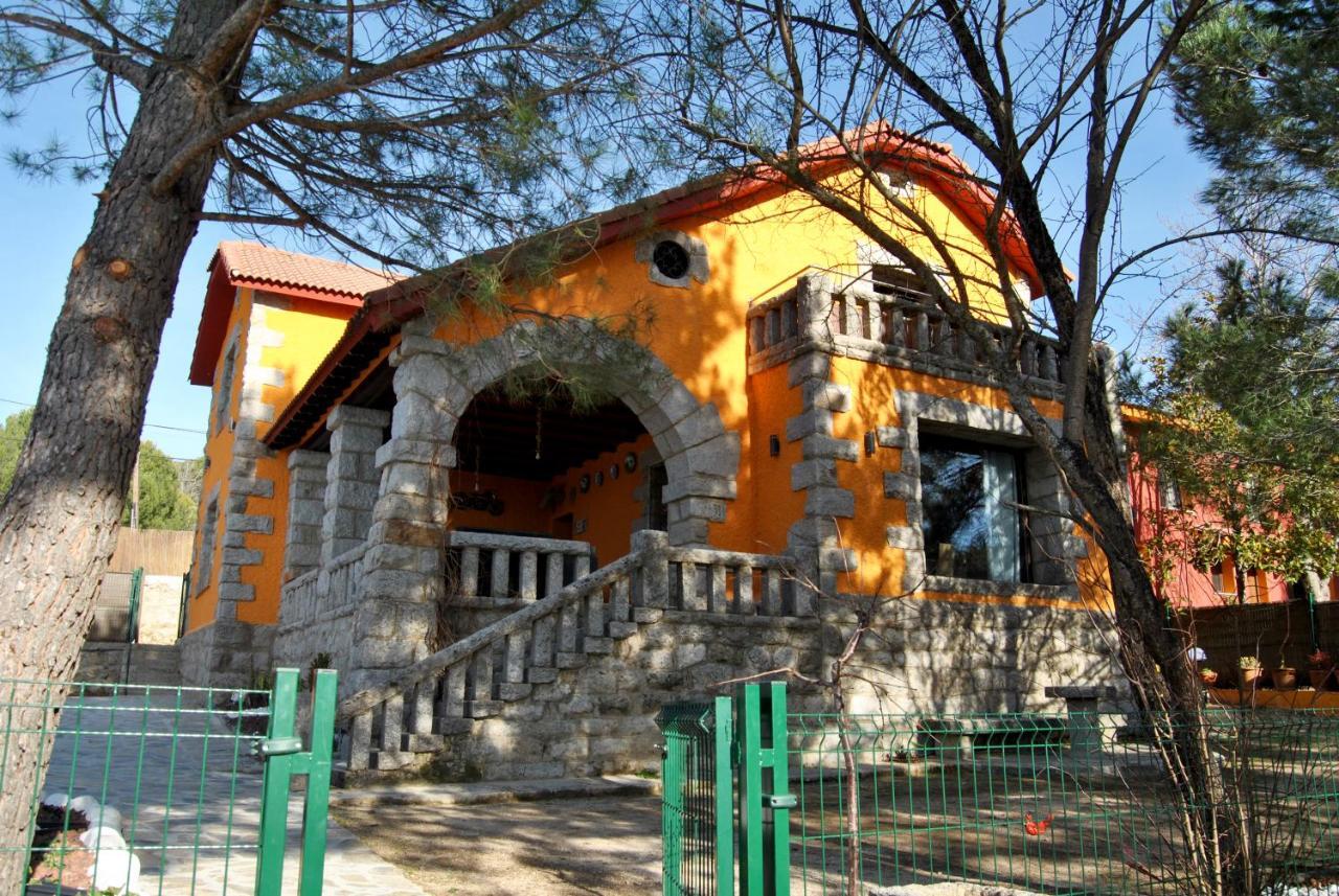Casa Rural Mansion Adela Con Piscina Y Jacuzzi Collado Mediano Екстериор снимка